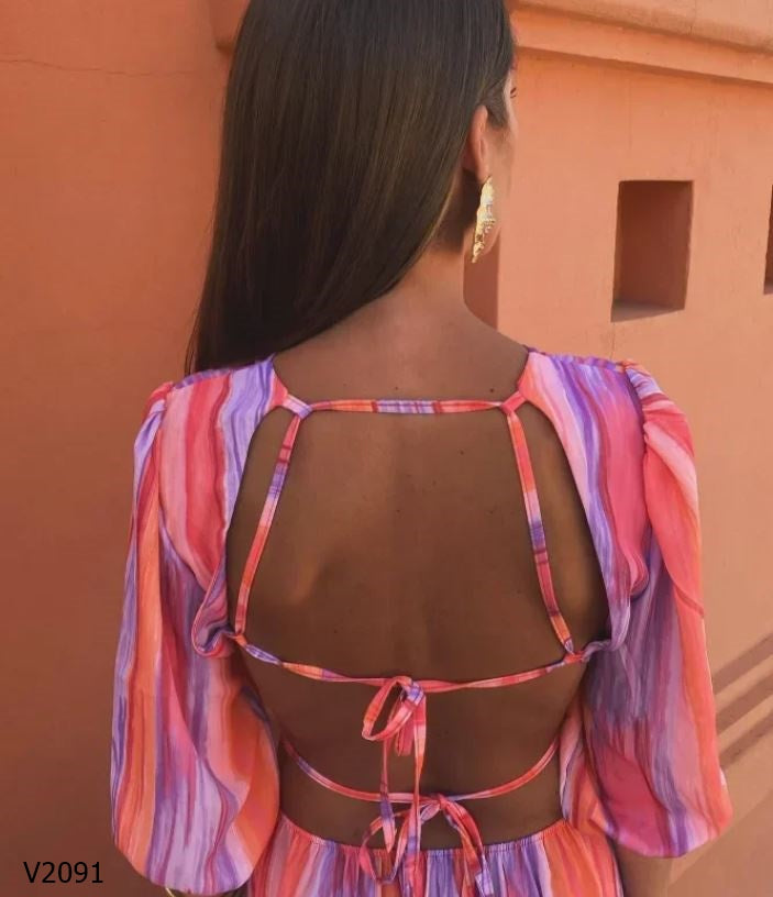 Vestido rayado colorido manga tres cuartos escotado