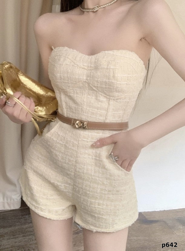 Romper color beige con faja café