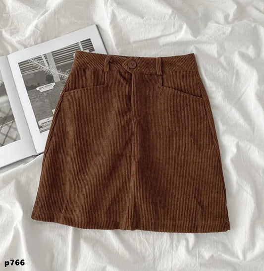 Falda café de corduroy corta