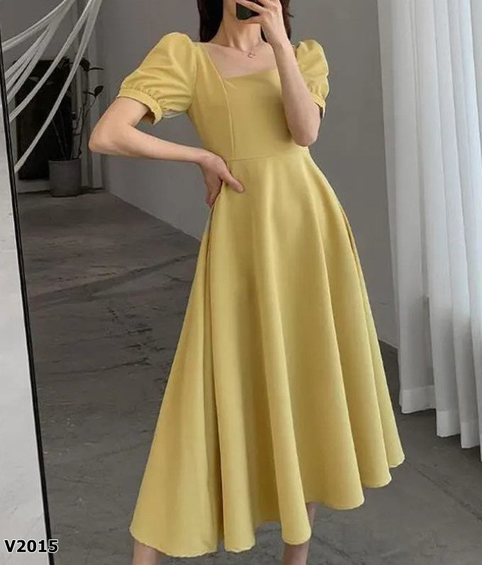 Vestido manga corta corte campana amarillo