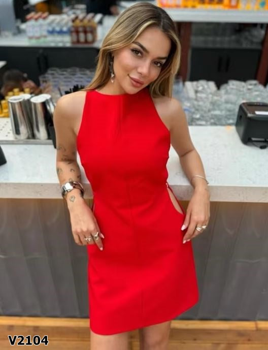 Vestido rojo desmangado corto escotado