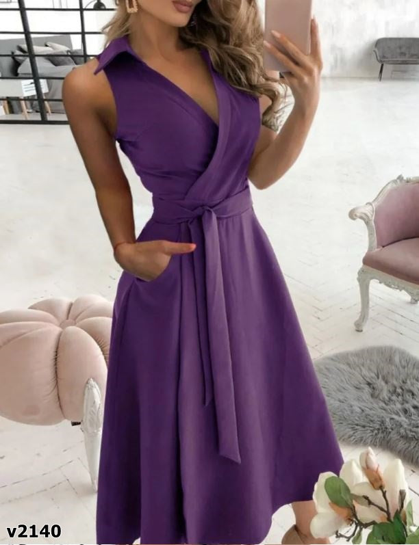 Vestido campana corte en V morado