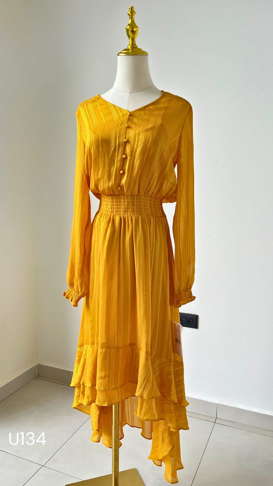 Vestido amarillo manga larga midi