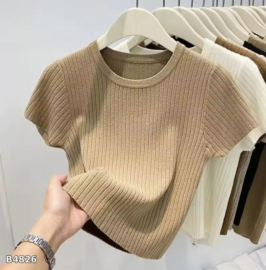 Blusa básica café manga corta