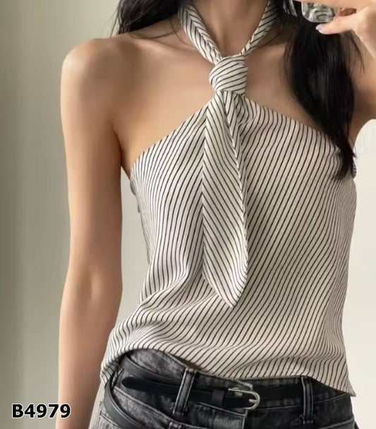 Blusa rayada con corbatin desmangada