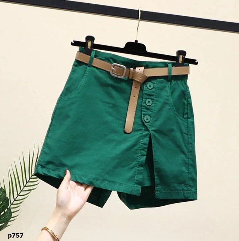 Falda short en color verde con faja