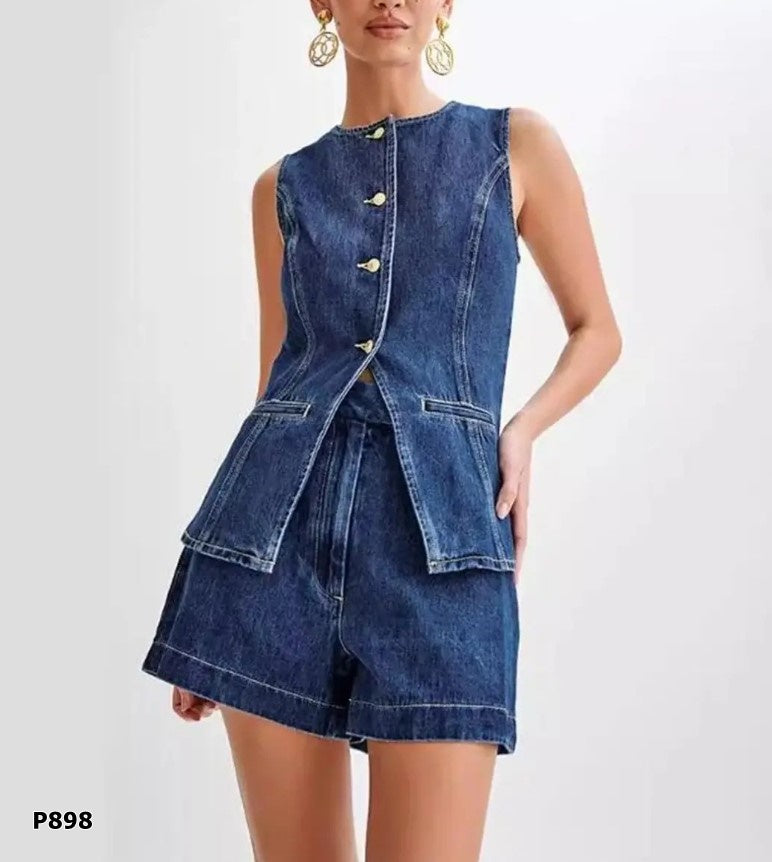 Set denim short y blusa desmangada