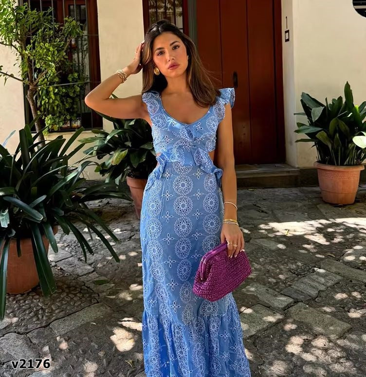 Vestido azul de algodón escotado